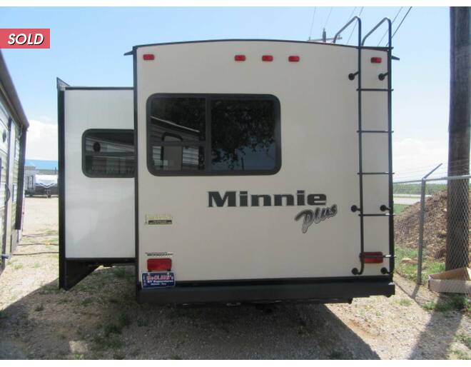 2018 Winnebago Minnie Plus 27REOK Fifth Wheel at My RV Texas STOCK# 27REOK Photo 4